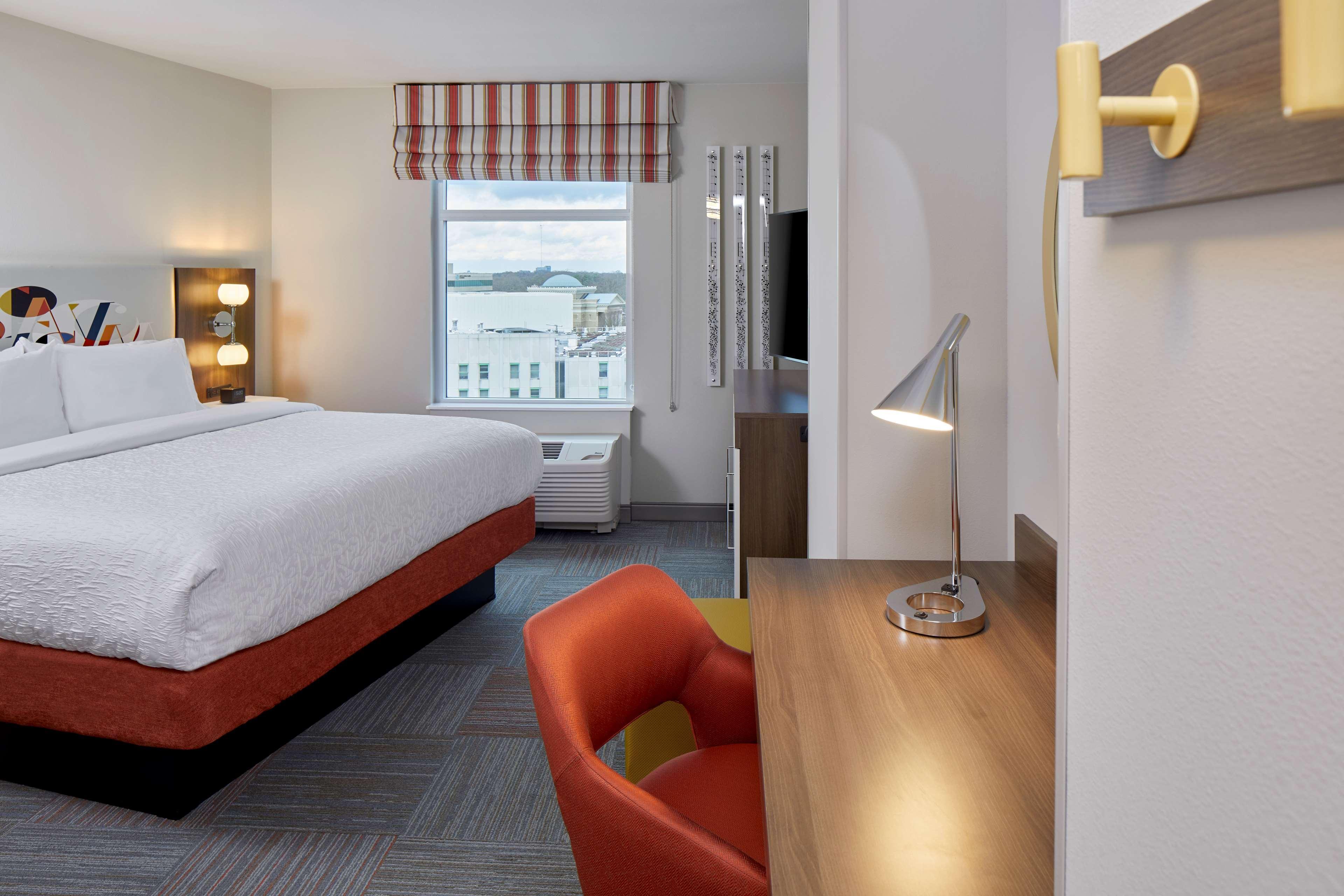 Hampton Inn & Suites Atlanta-Midtown, Ga Buitenkant foto
