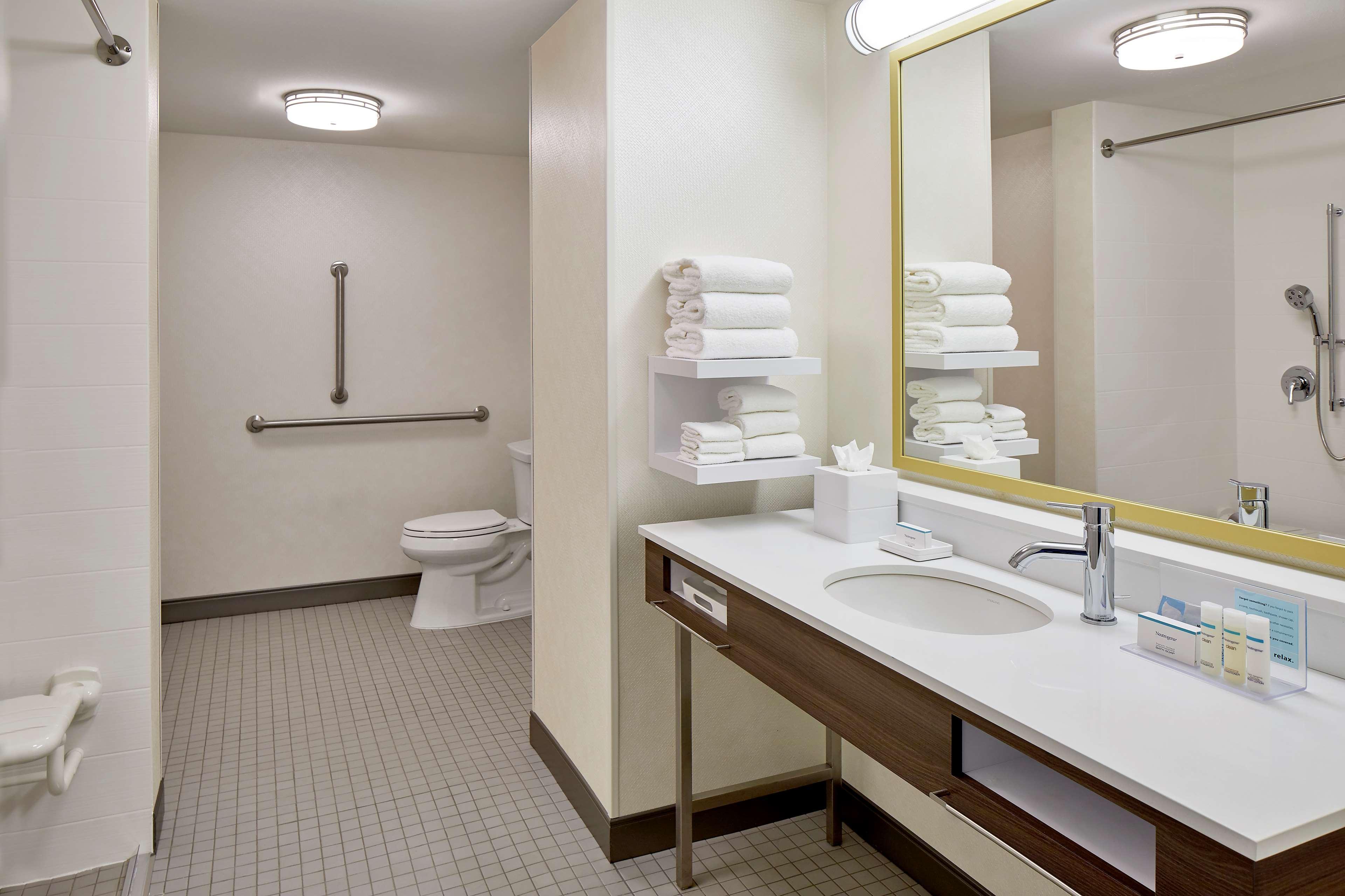 Hampton Inn & Suites Atlanta-Midtown, Ga Buitenkant foto