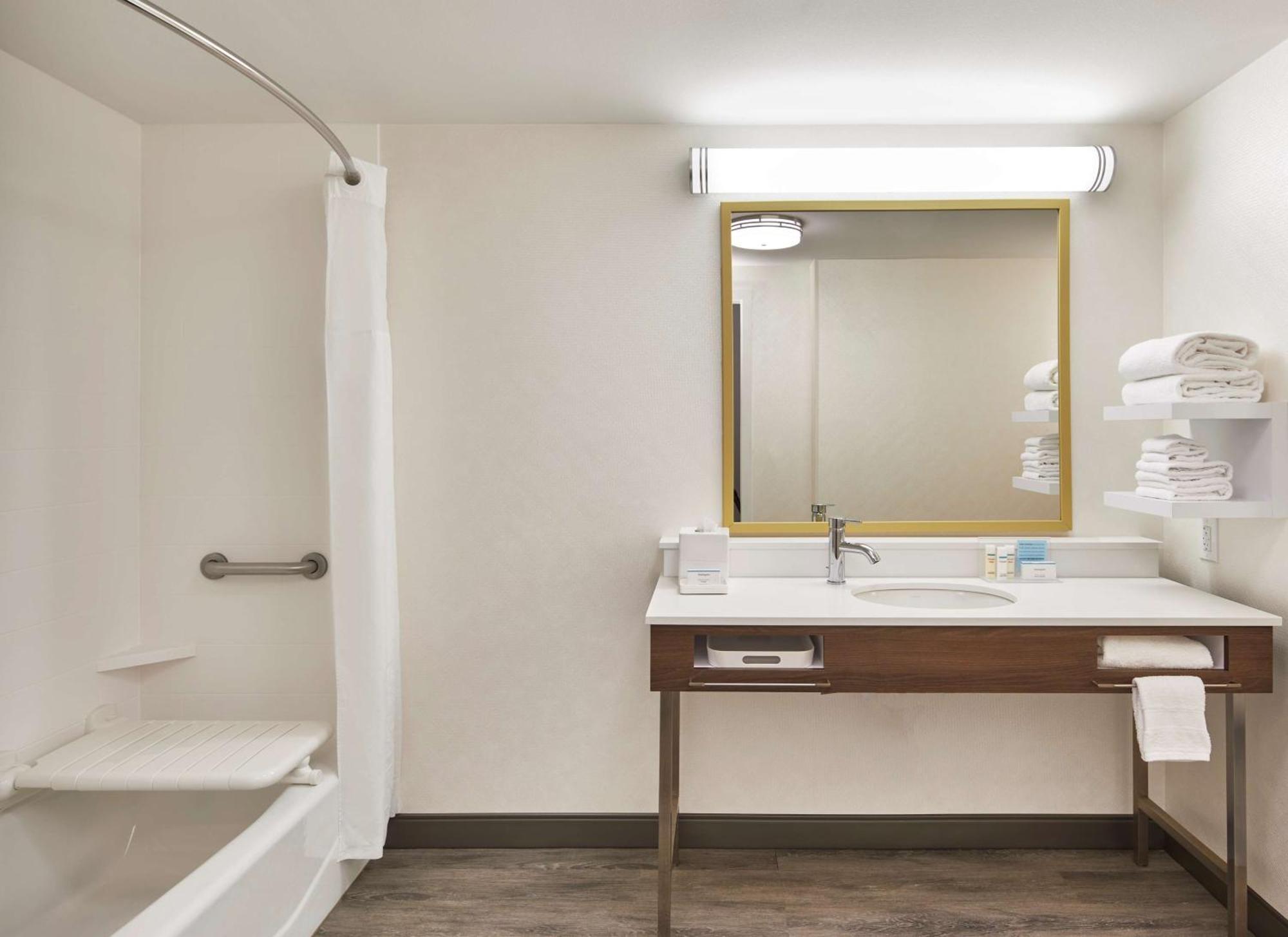 Hampton Inn & Suites Atlanta-Midtown, Ga Buitenkant foto