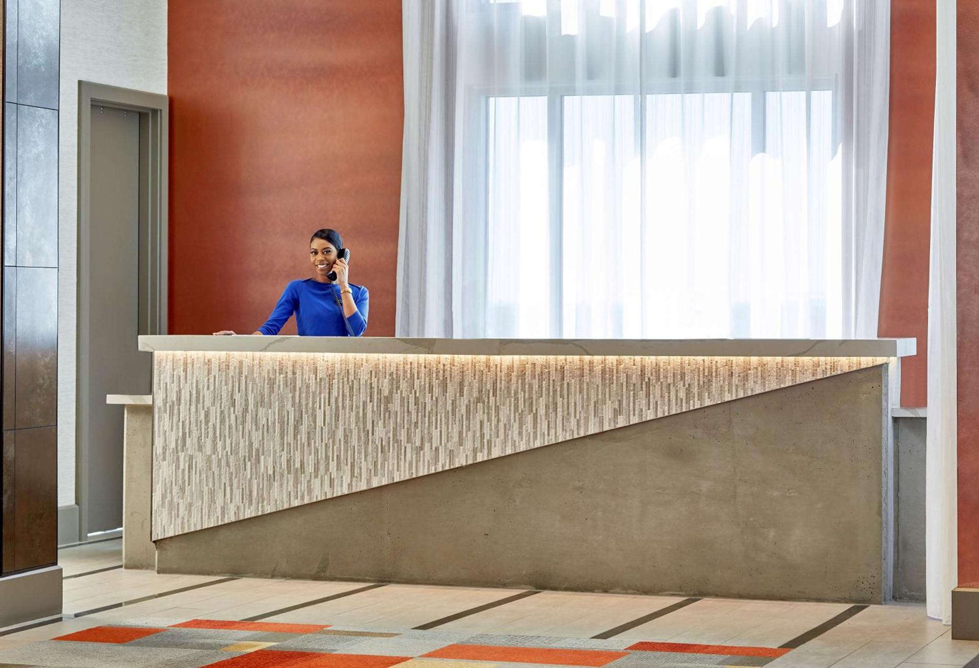 Hampton Inn & Suites Atlanta-Midtown, Ga Buitenkant foto