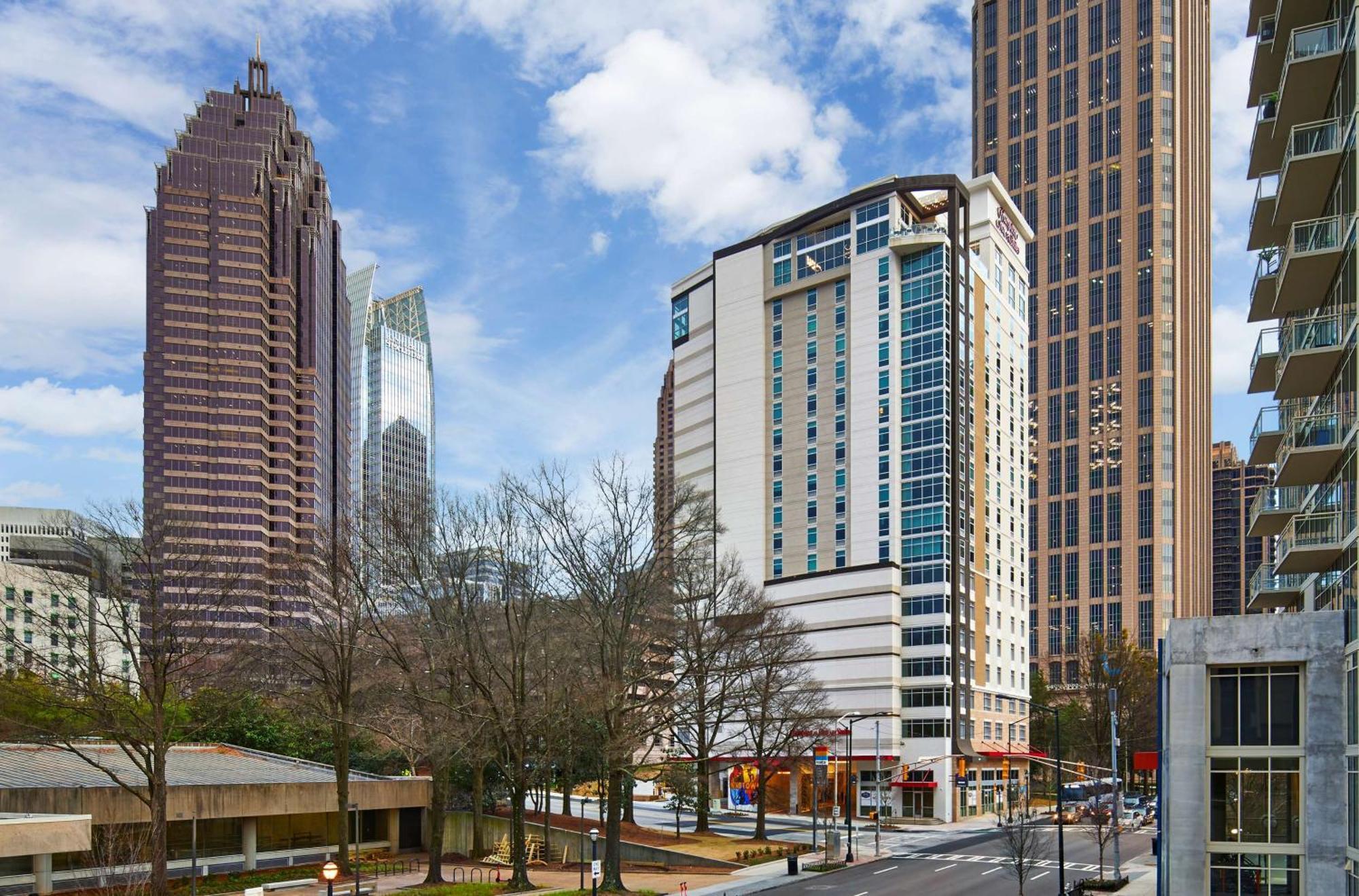 Hampton Inn & Suites Atlanta-Midtown, Ga Buitenkant foto